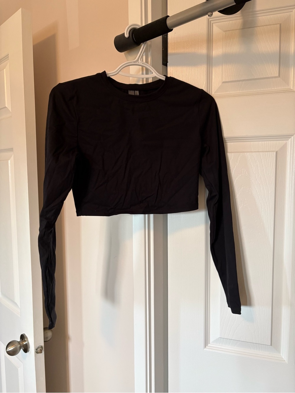 Simons Black athletic Long-Sleeve Cropped Top